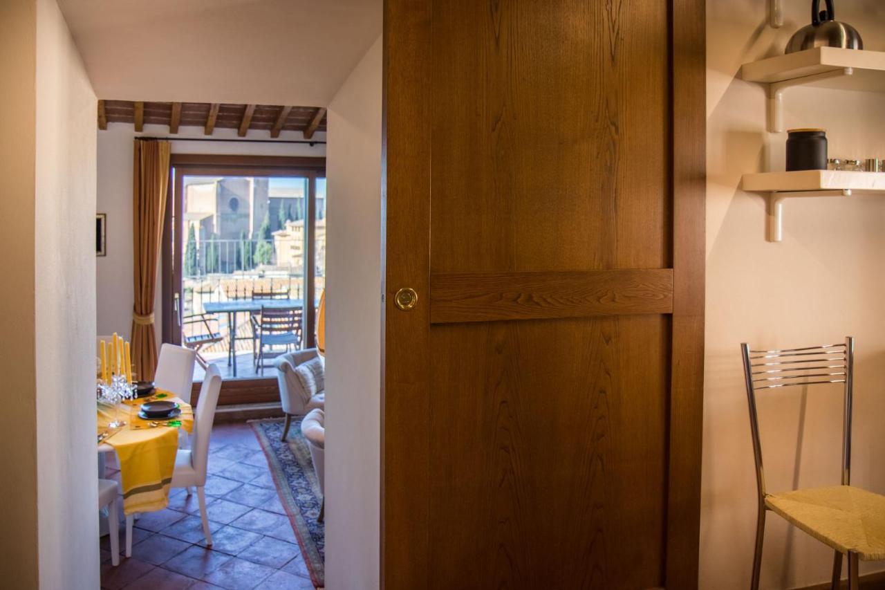 Appartement La Terrazza Sul Duomo à Sienne Extérieur photo